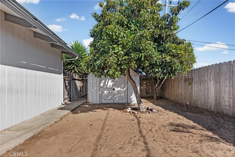 903 Sandalwood Avenue