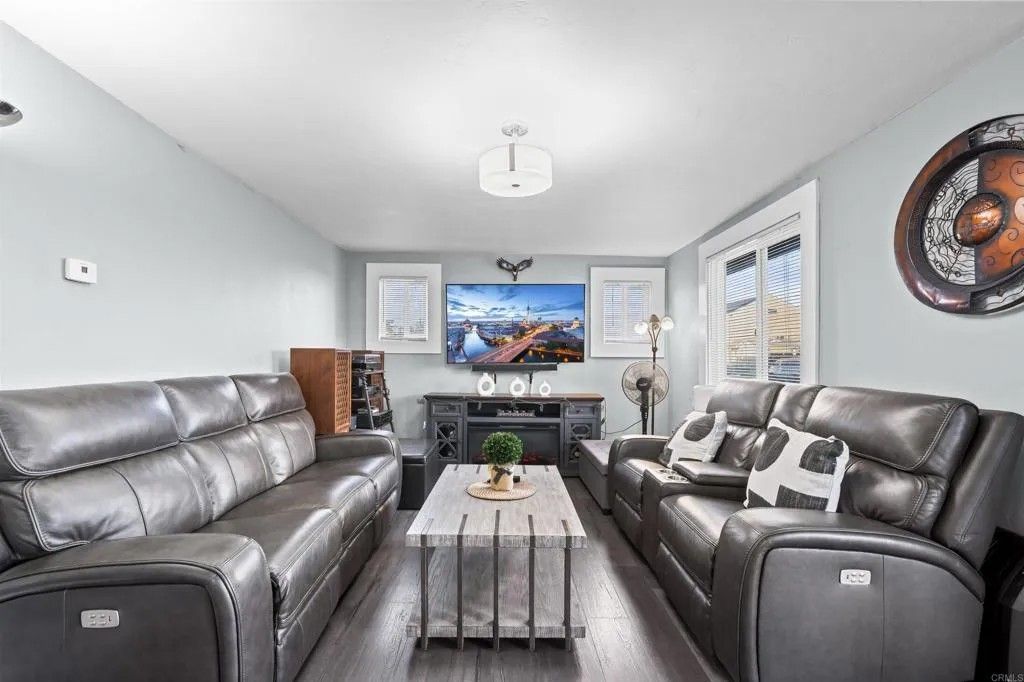 Photo of 610 S 47th St, San Diego, CA 92113 (MLS # NDP2600285)