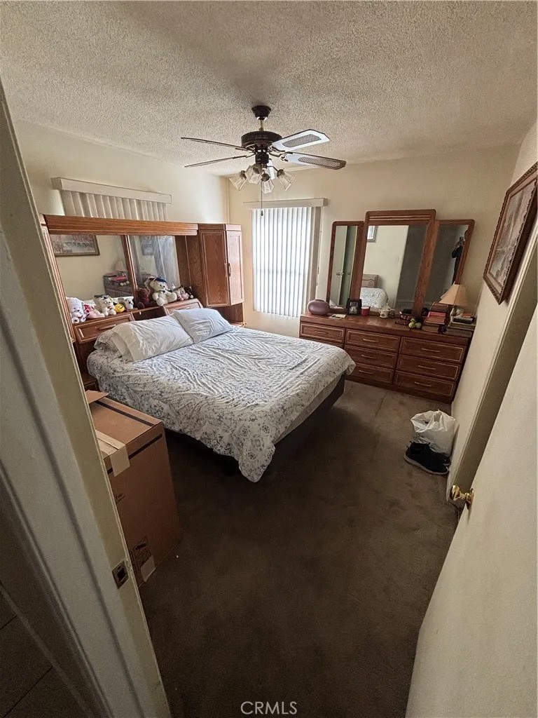 2403 W 116th