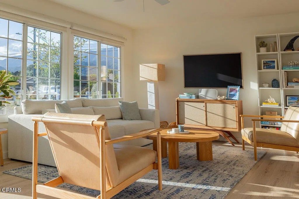 Photo of 1430 Linhere Drive, Carpinteria, CA 93013 (MLS # V1-35805)