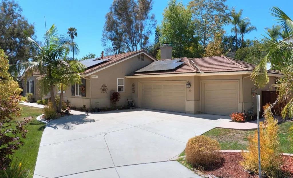 Photo of 1061 Via Carina, Vista, CA 92081 (MLS # NDP2607823)