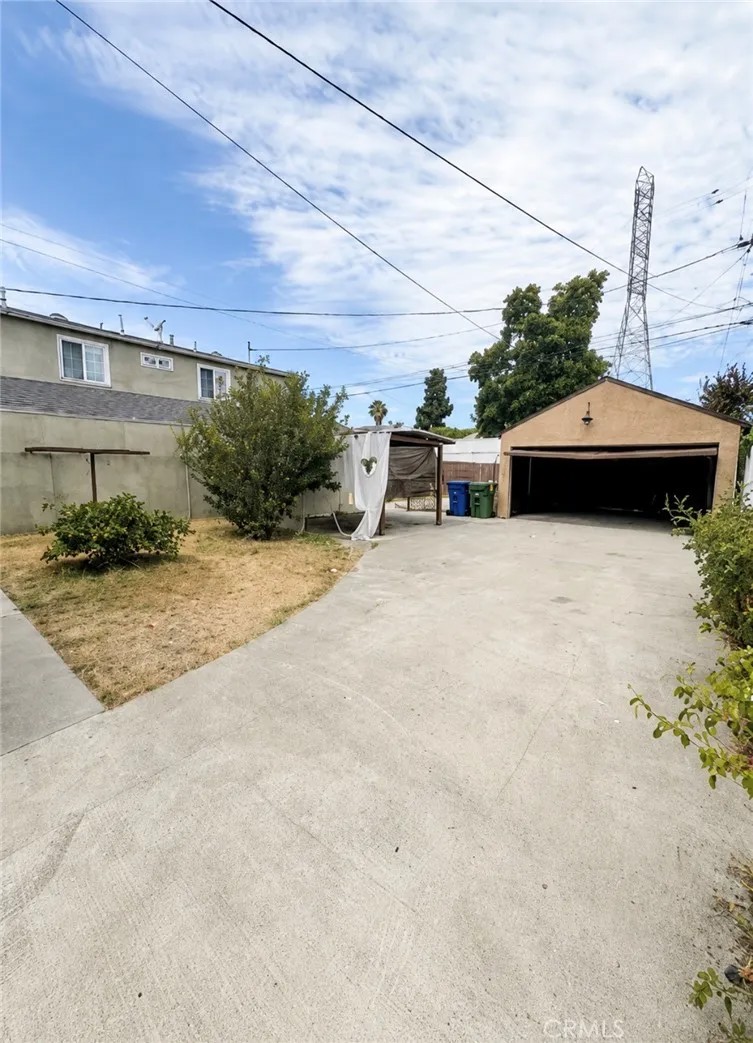 131 E 99th