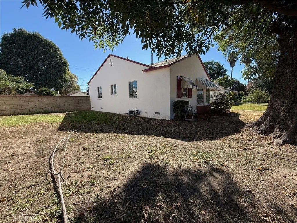 Photo of 234 N Sunset Ave, West Covina, CA 91790 (MLS # OC25252115)