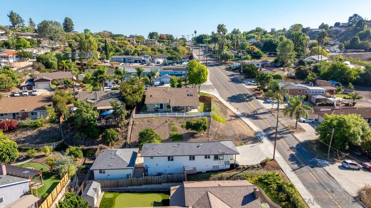 3335-37 S Barcelona St