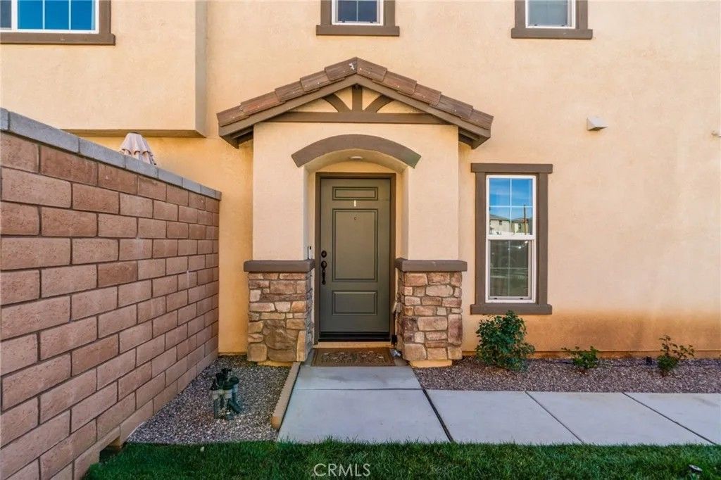 Photo of 25576 Cetara Dr, Homeland, CA 92548 (MLS # CV26044587)
