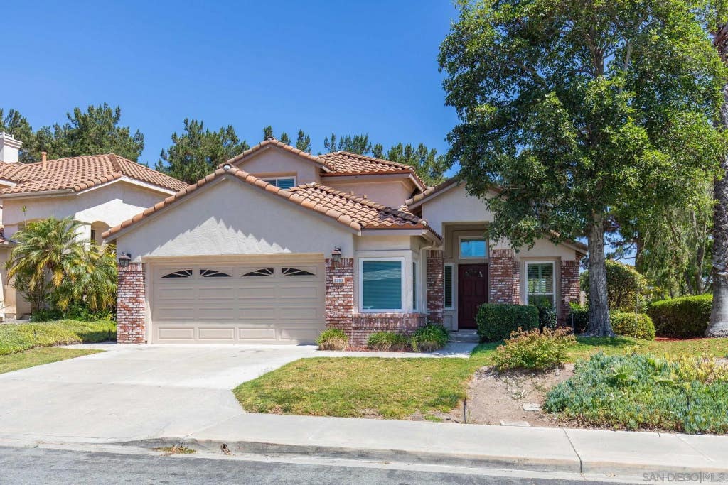 Photo of 2353 Bay Hill Rd, Chula Vista, CA 91915 (MLS # 260016037)