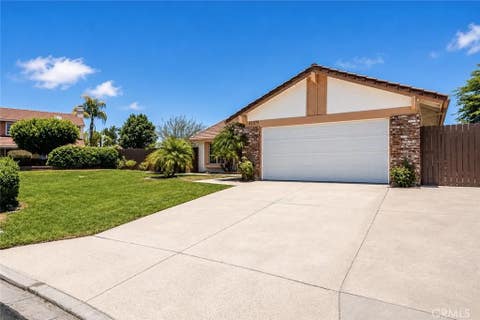 Photo of 42375 Carino PL, Temecula, CA 92592 (MLS # WS26155601)