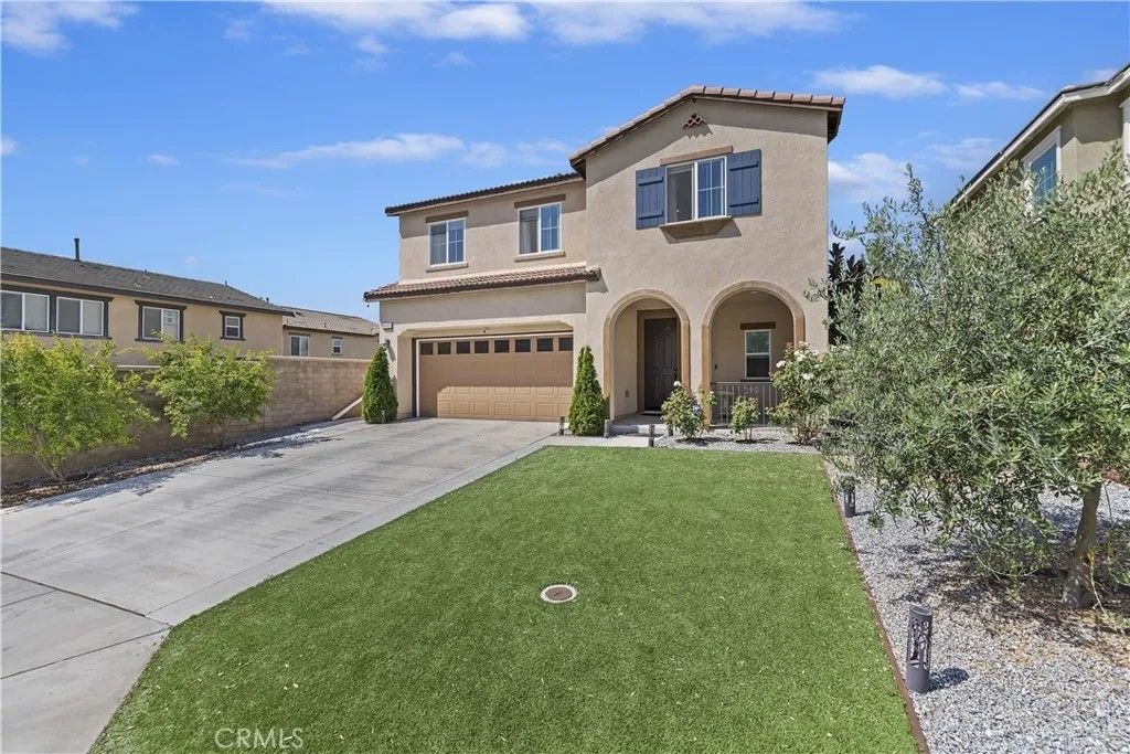 Photo of 24329 Red Spruce Avenue, Murrieta, CA 92562 (MLS # SW25138768)