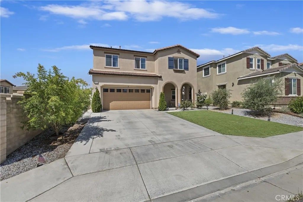 Photo of 24329 Red Spruce Avenue, Murrieta, CA 92562 (MLS # SW25138768)