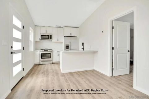 Tiny photo for 2146 Franklin Ave, San Diego, CA 92113 (MLS # 250042187)
