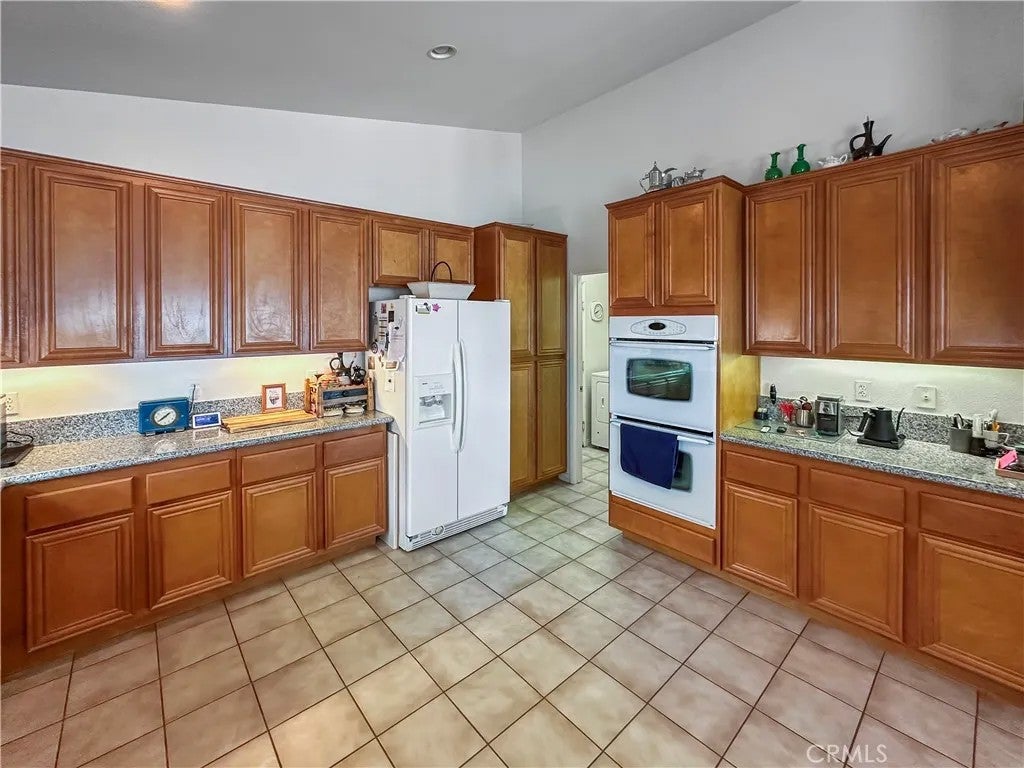 2734 Colorado River Road