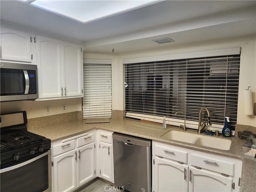 Photo of 33202 Blanche Drive, Lake Elsinore, CA 92530 (MLS # SW26021290)