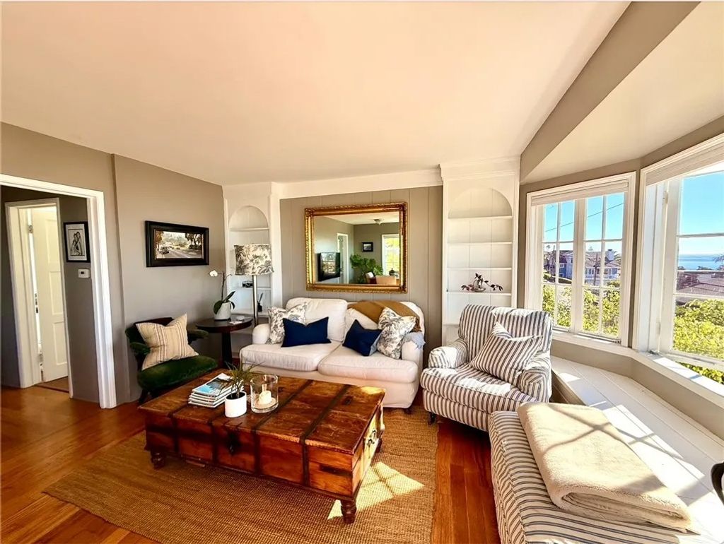 Photo of 2344 Glenneyre Street, Laguna Beach, CA 92651 (MLS # LG26008637)