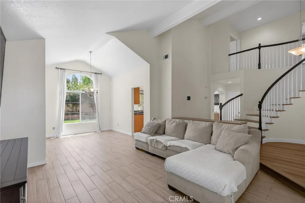 27406 Echo Canyon Court