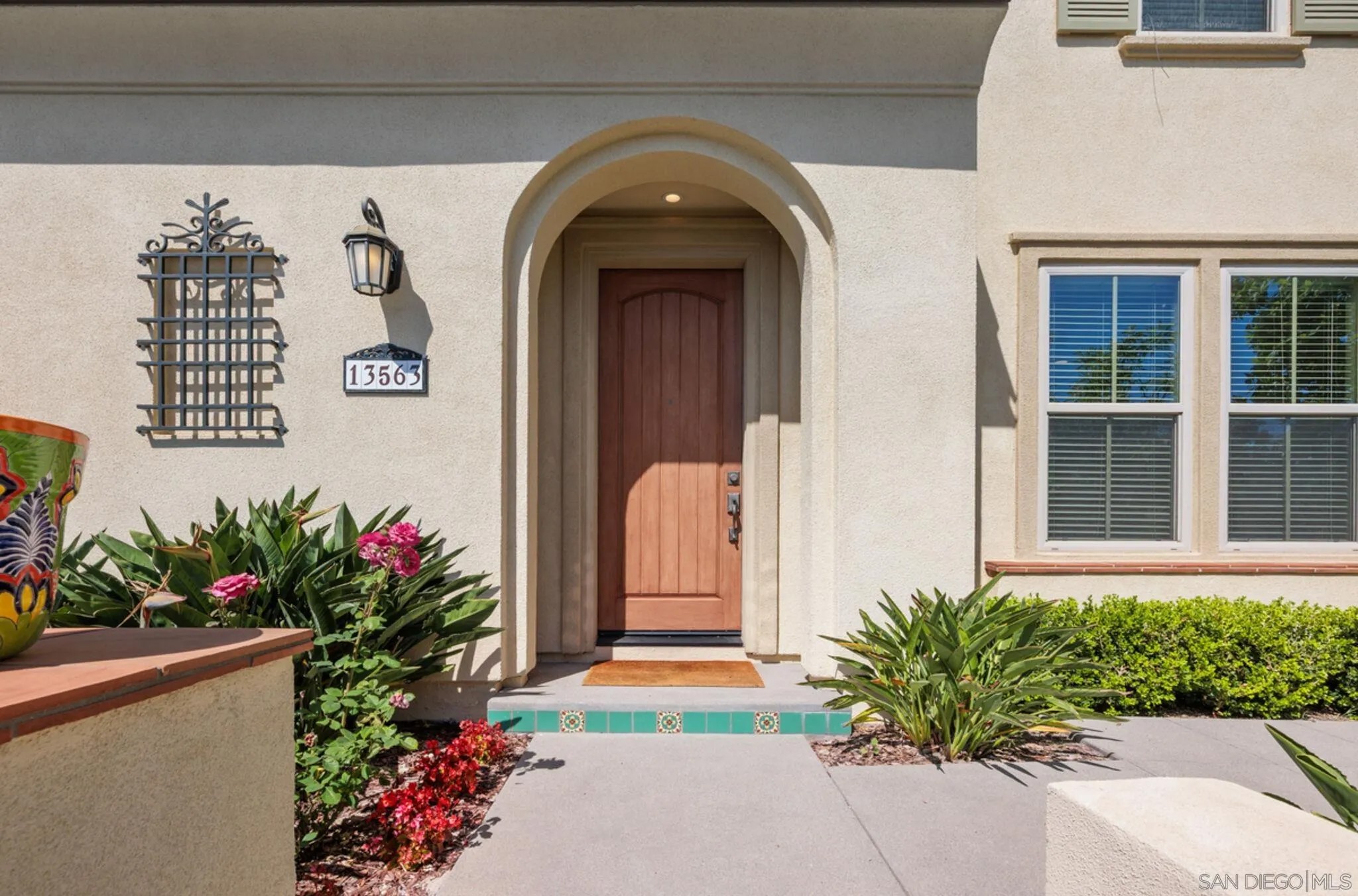 13563 Chamise Vista Ln