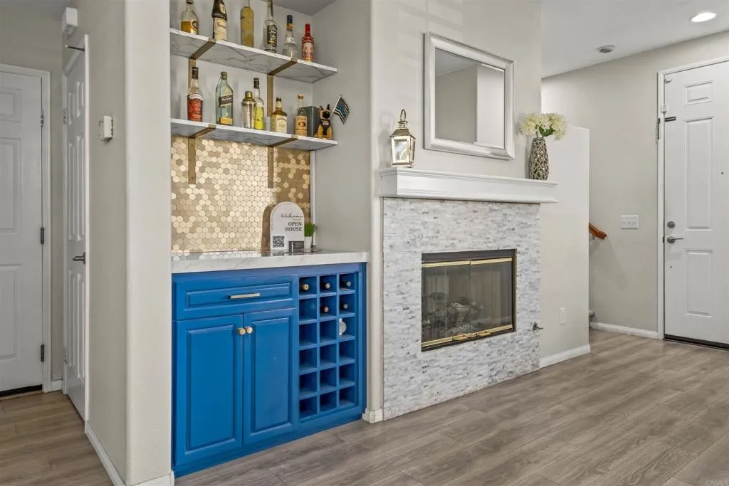 2194 Honeybee Street