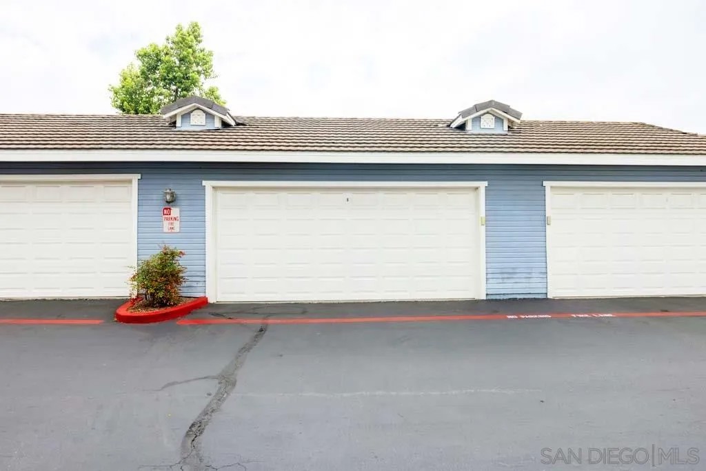 13945 Midland Rd
