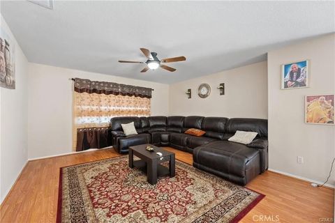 Tiny photo for 39351 Memory Drive, Murrieta, CA 92563 (MLS # SW25239306)