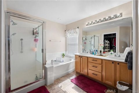 Tiny photo for 39351 Memory Drive, Murrieta, CA 92563 (MLS # SW25239306)