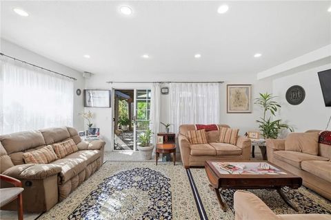 Tiny photo for 7857 Embry Pt, Mira Mesa, CA 92126 (MLS # WS25245829)