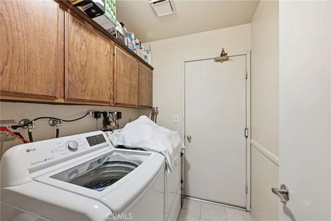 Tiny photo for 7857 Embry Pt, Mira Mesa, CA 92126 (MLS # WS25245829)