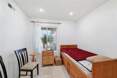 Tiny photo for 7857 Embry Pt, Mira Mesa, CA 92126 (MLS # WS25245829)