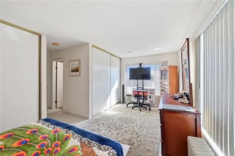 Tiny photo for 7857 Embry Pt, Mira Mesa, CA 92126 (MLS # WS25245829)
