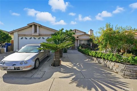 Tiny photo for 7857 Embry Pt, Mira Mesa, CA 92126 (MLS # WS25245829)