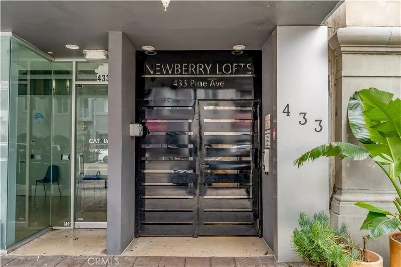 433 Pine Avenue 100