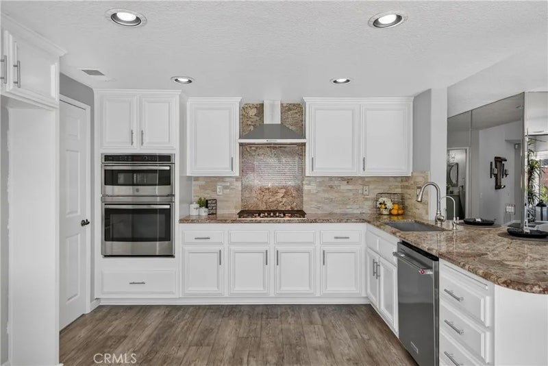 2290 Pepperwood Lane