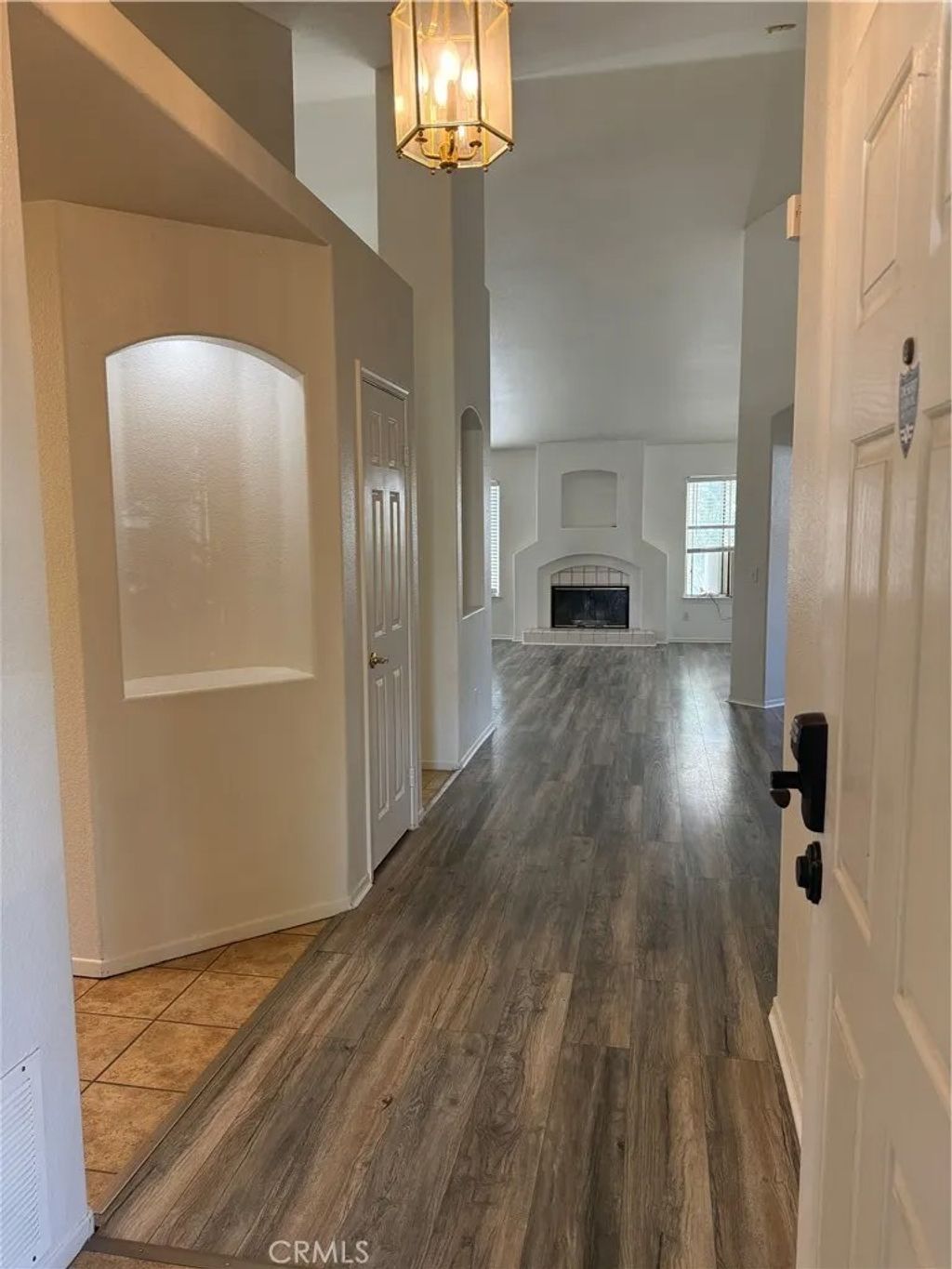 Photo of 1129 Osprey Street, San Jacinto, CA 92583 (MLS # CV26073902)