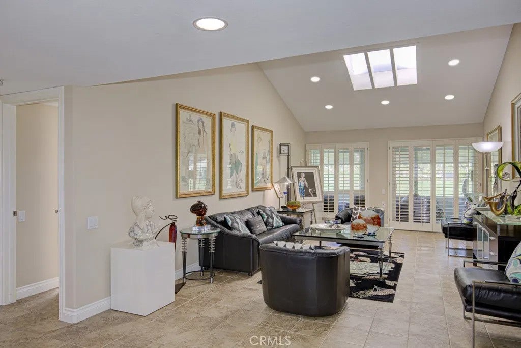 5516 Paseo Del Lago West A