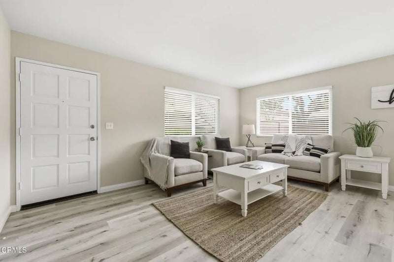596 Melville Lane
