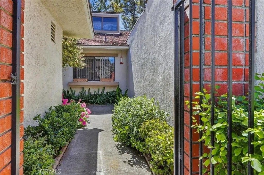 Photo of 25 Dogwood, Irvine, CA 92612 (MLS # OC26060749)