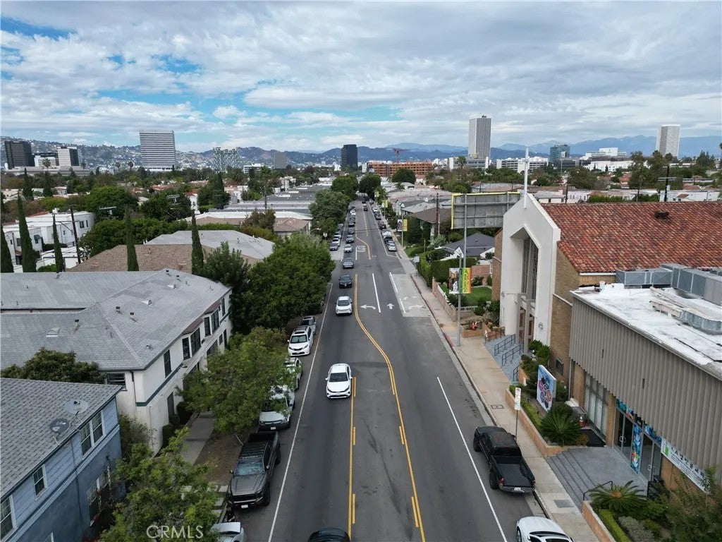 1215 S Fairfax