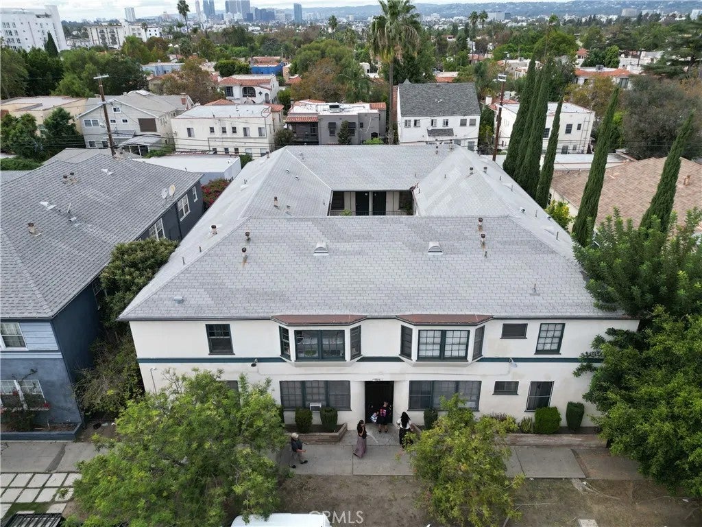 1215 S Fairfax