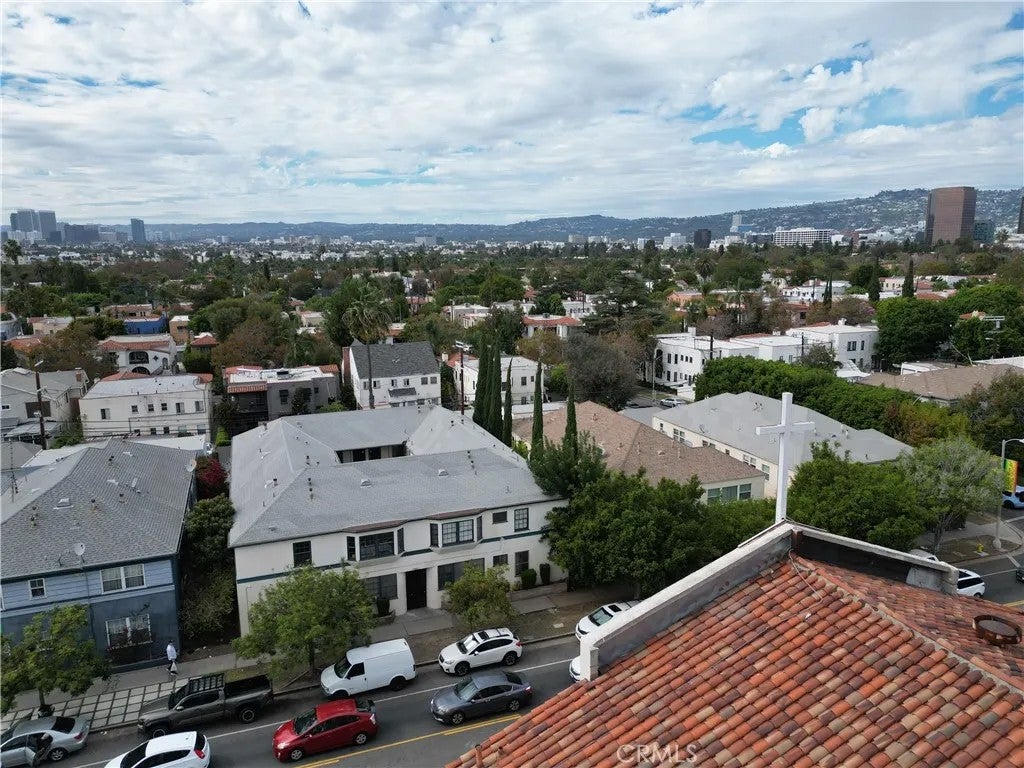 1215 S Fairfax