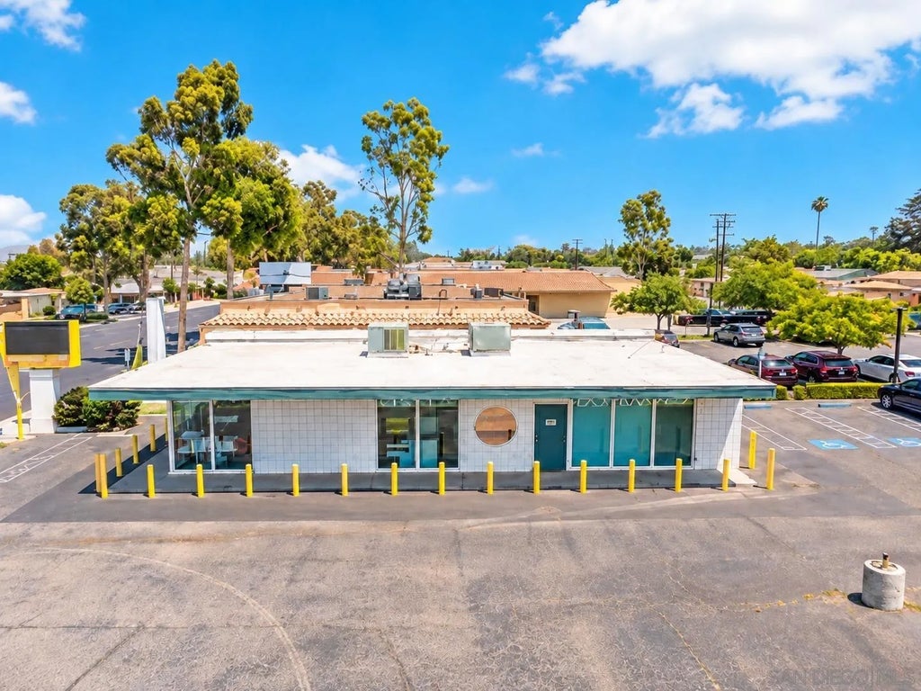 Photo of 1066 W 6th Street, Corona, CA 92882 (MLS # 260024365)