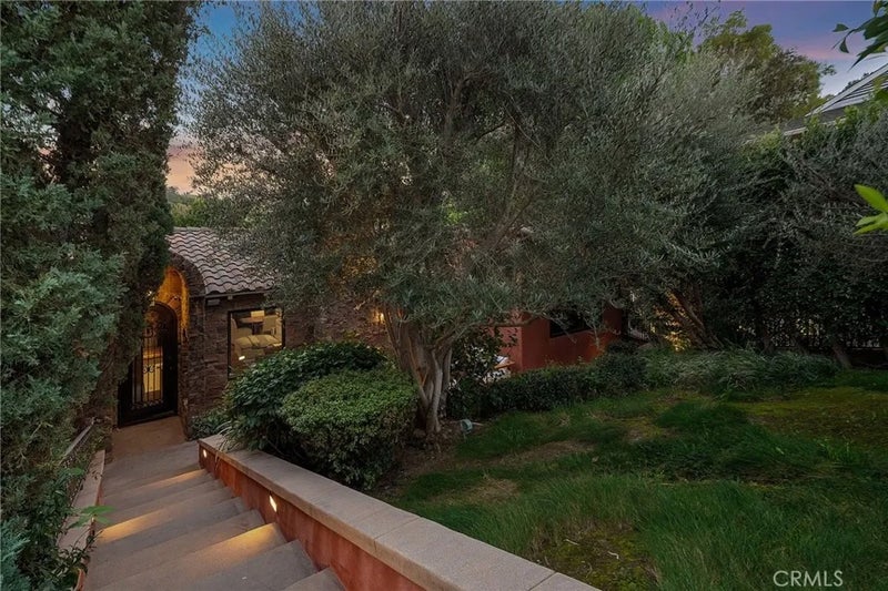 3310 Bennett Drive