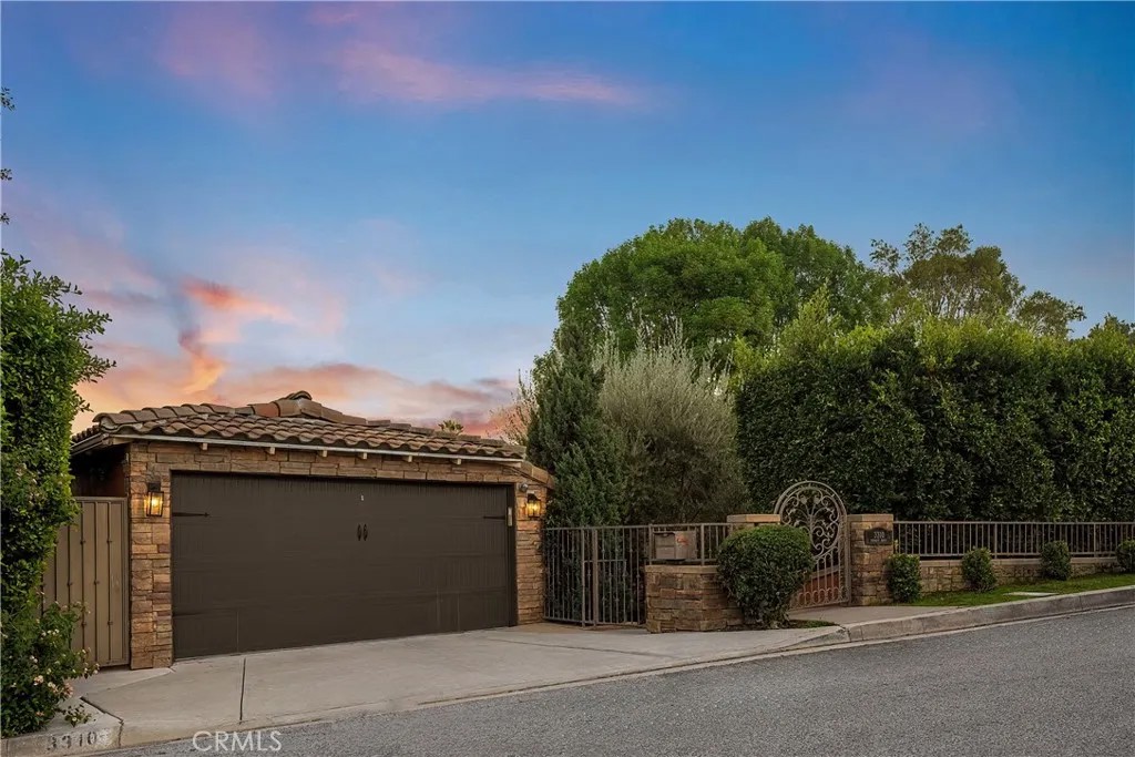 3310 Bennett Drive