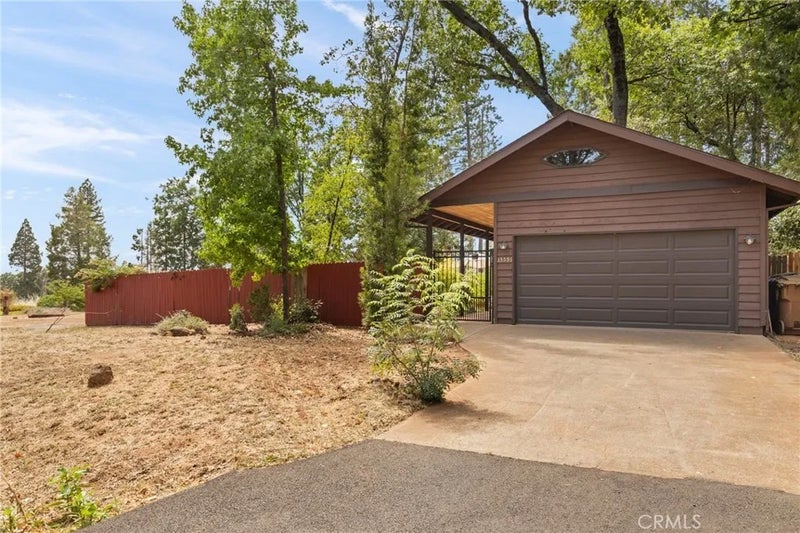 13591 S Park