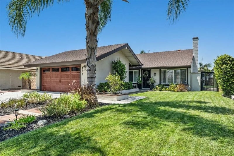 253 N Camino Arroyo