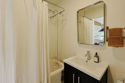 Tiny photo for 3352 Redwood St, San Diego, CA 92104 (MLS # 250042773)