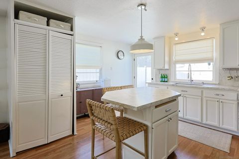 Tiny photo for 3352 Redwood St, San Diego, CA 92104 (MLS # 250042773)