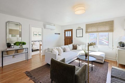 Tiny photo for 3352 Redwood St, San Diego, CA 92104 (MLS # 250042773)