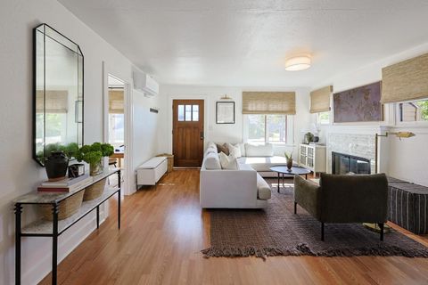 Tiny photo for 3352 Redwood St, San Diego, CA 92104 (MLS # 250042773)