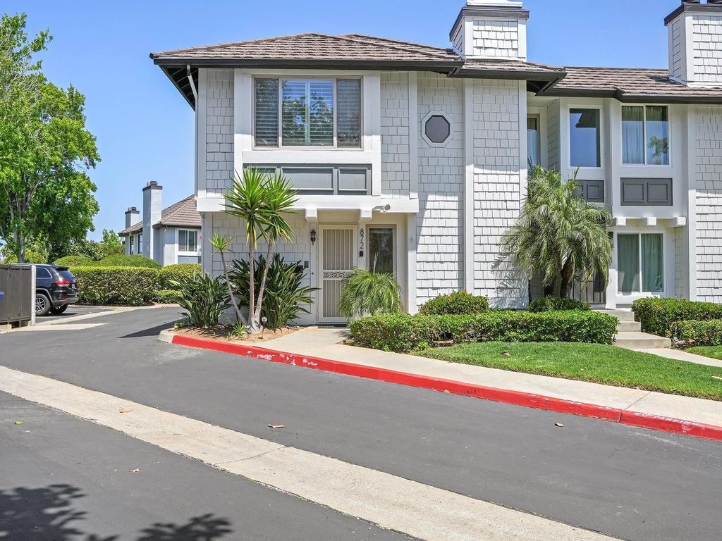 Photo of 872 Hollyhock Ct, Carlsbad, CA 92011 (MLS # 260008454)