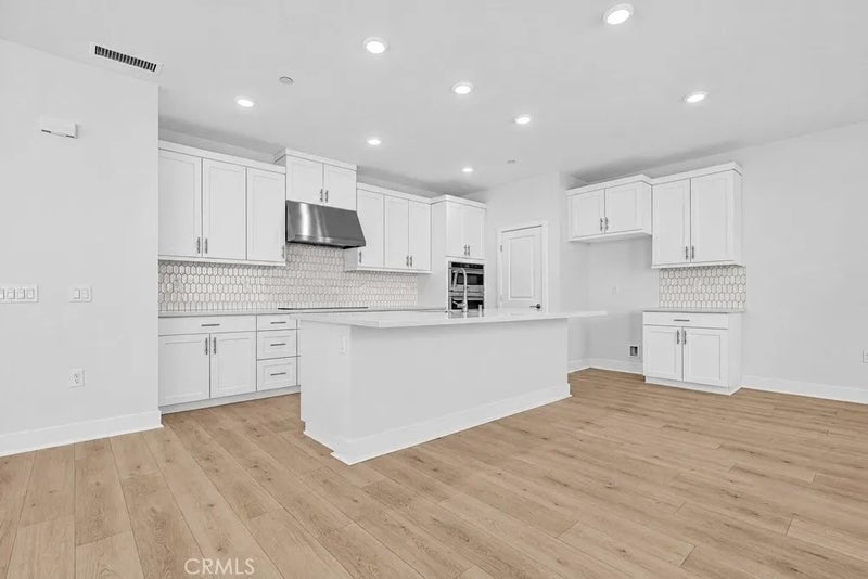 463 Citrus Oak Road