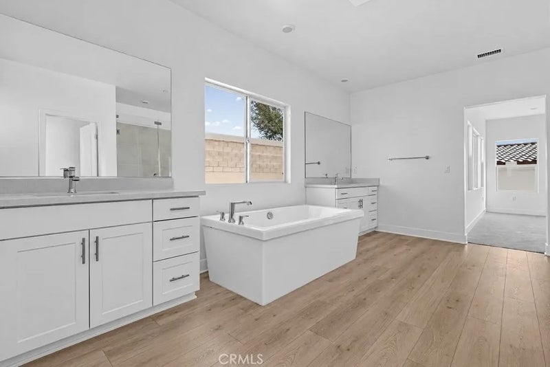 463 Citrus Oak Road