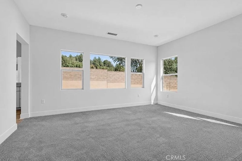 463 Citrus Oak Road